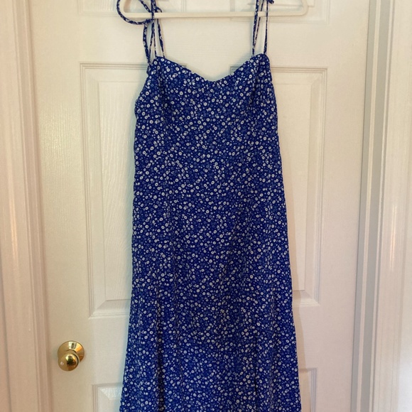 Commense Sweetheart Mini Floral Strap Slit Midi Dress - Picture 2 of 3